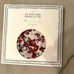 NWT Sezane Gaston Le Foulard Pour La Vie Floral Cotton Bandana Scarf